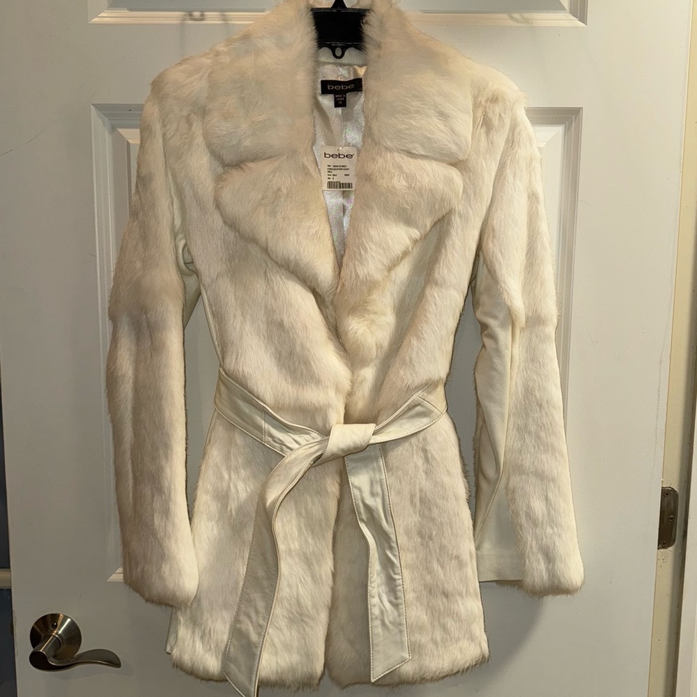 Bebe Cream 100% Leather & Rabbit Fur Belted Teddy Jacket (XS/S) – New With Tags
